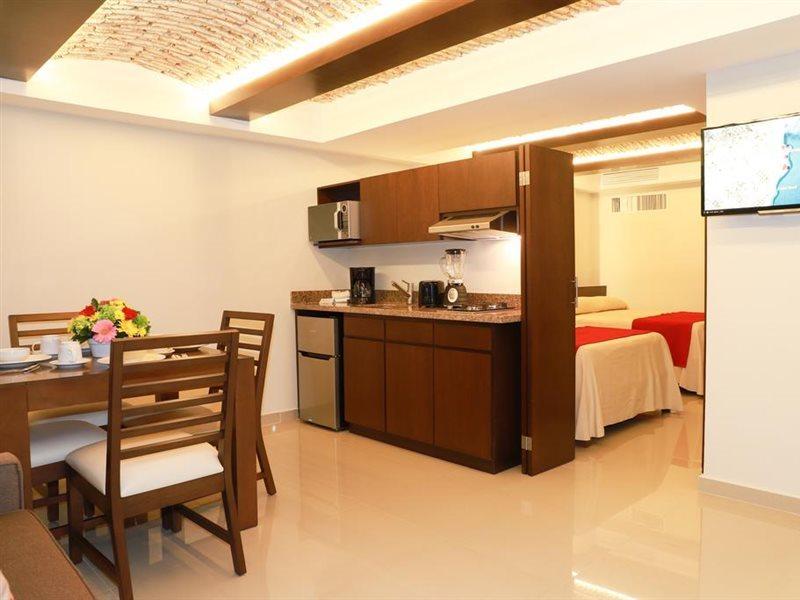 Las Flores Beach Resort Mazatlán Extérieur photo