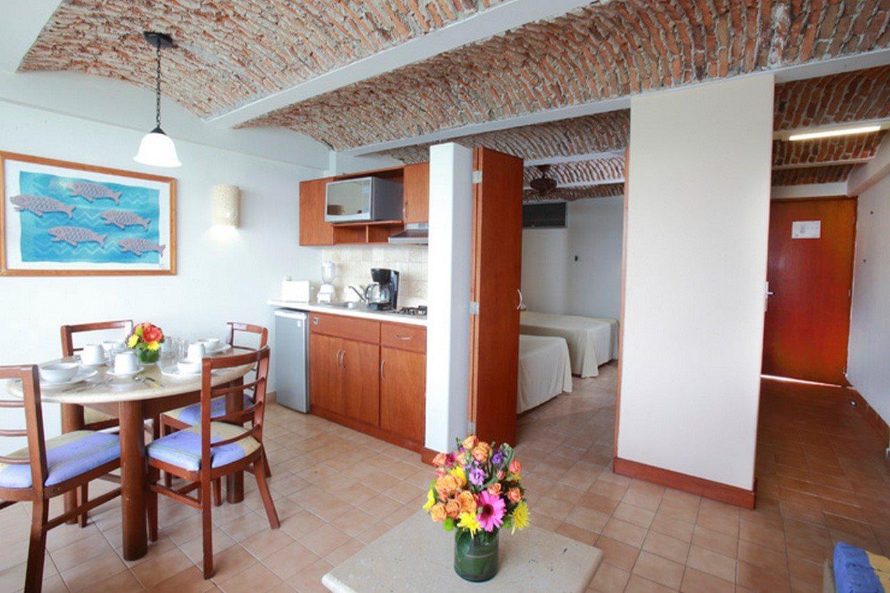 Las Flores Beach Resort Mazatlán Extérieur photo