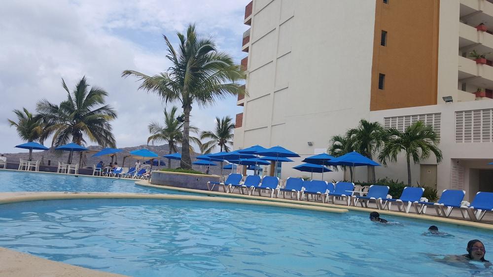 Las Flores Beach Resort Mazatlán Extérieur photo