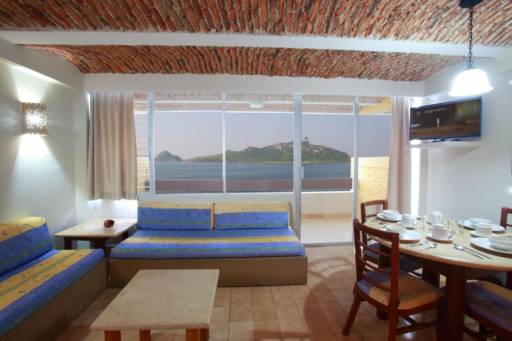 Las Flores Beach Resort Mazatlán Extérieur photo