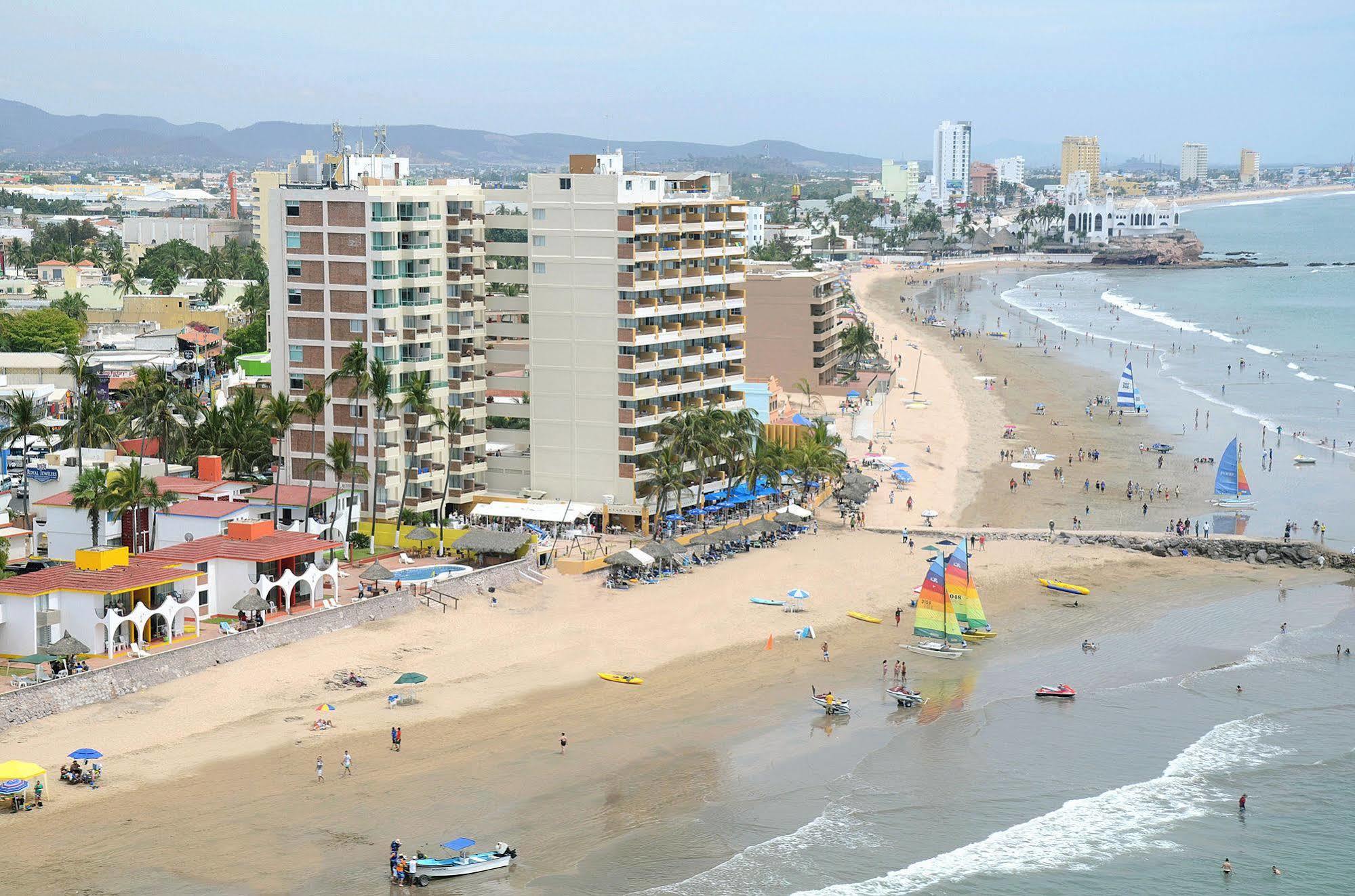 Las Flores Beach Resort Mazatlán Extérieur photo